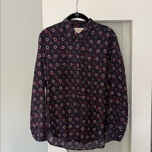 XiRENA Dark Blue and Red Floral Button-Down Shirt